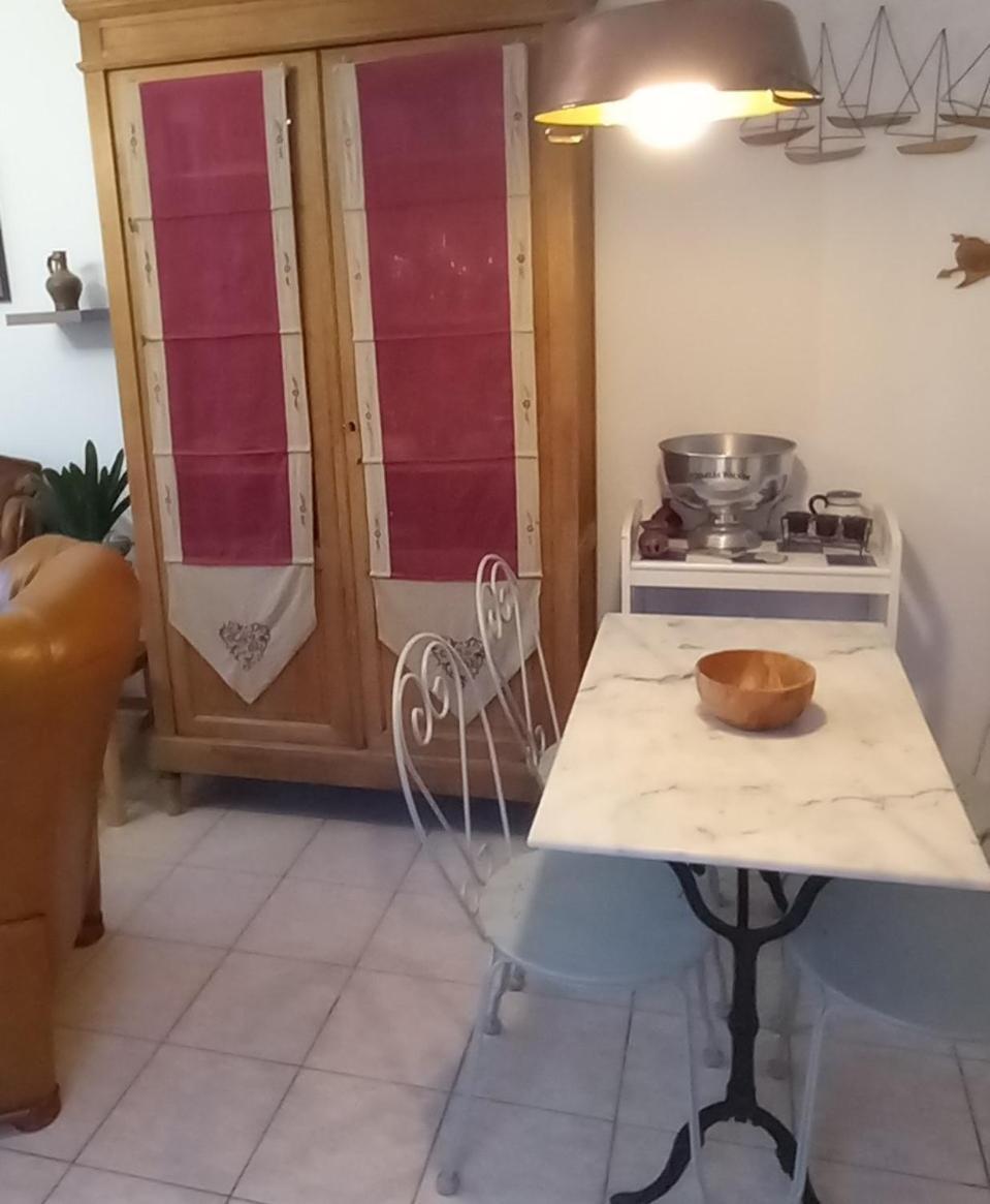La Petite Maison Saint-Martin-Lez-Tatinghem エクステリア 写真